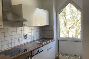 Moderne 3-Zimmer-Wohnung mit Balkon in ruhiger Lage von Bochum – mit Einbauküche! – Alleestraße 65, 44793 Kruppwerke, Bochum – Vorschaubild 2