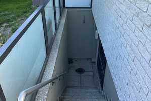 Viel Platz für eine Familie! REH mit Wintergarten und Garage in sehr schöner und ruhiger Lage! – Augsburg – Vorschaubild 18