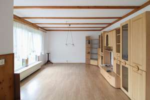 Sanierungsbedarf - ehem. DDR-Bau - 4 Zimmer mit 3.555 m² Grundstück - Direkt an der B 100 – 6118 Frohe Zukunft, Halle (Saale) – Vorschaubild 5