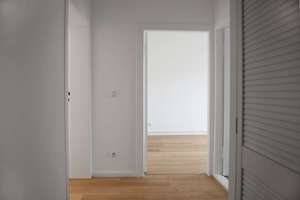Bezugsfrei - saniert - Reichenberger-Kiez - frisch sanierte 2-Zimmer-Wohnung mit Süd-Balkon – Reichenberger Str 74, 10999 Kreuzberg, Berlin – Vorschaubild 3