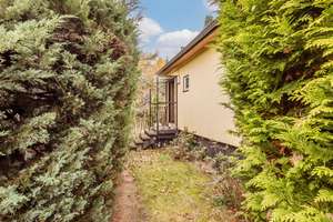 Endlich gefunden - traumhaftes Baugrundstück mit Bungalow und Garage – Die vollständige Adresse der Immobilie erhältst du vom Anbieter., 12307 Lichtenrade, Berlin – Vorschaubild 2