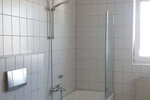 Schicke 2 Zi mit Badewanne + Duschabtrennung – Bahnhofstraße 56, 65552 Limburg an der Lahn – Vorschaubild 3