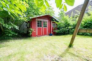Familienfreundliche Villa mit großem Grundstück und zwei Terrassen am Saseler Markt – Die vollständige Adresse der Immobilie erhältst du vom Anbieter., 22393 Sasel, Hamburg – Vorschaubild 32