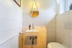 Reihenmittelhaus inkl. Tiefgaragenstellplatz in
Hamburg Niendorf – Die vollständige Adresse der Immobilie erhältst du vom Anbieter., 22453 Niendorf, Hamburg – Vorschaubild 10