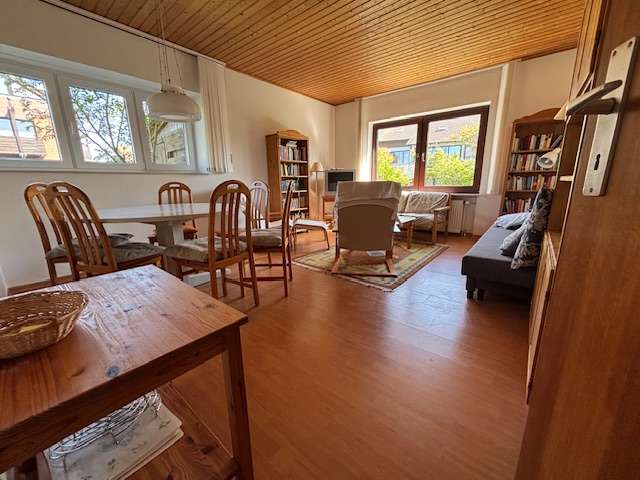 Immobilie in Langeoog - Wunderschönes  Insulanerhaus mit drei Wohnungen und herrlichem Garten - Bild 23