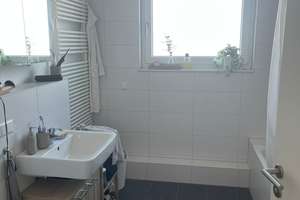 Helle Wohnung mit vier Zimmern, sonnigem Balkon und EBK – An der Radrennbahn 7, 68167 Neckarstadt-Ost/Wohlgelegen, Mannheim – Vorschaubild 10
