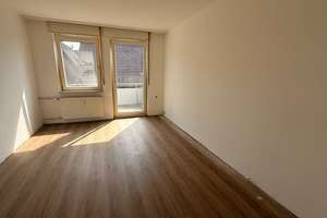 Gelegenheit - Reutlingen-Betzingen, 4-Zimmer-Wohnung – Im Dorf 22, 72770 Betzingen, Reutlingen – Vorschaubild 6