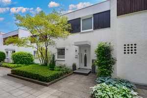 PLATZWUNDER! MODERNES REIHENMITTELHAUS MIT TERRASSE, GARTEN & SAUNA IN HAAR – München (Kreis) – Vorschaubild 32