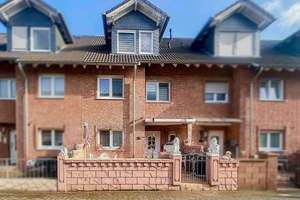 Viel Raum für Ihre Familie: Top gepflegtes Rheinmittelhaus im Kölner Norden.  – Die vollständige Adresse der Immobilie erhältst du vom Anbieter., 50765 Blumenberg, Köln – Vorschaubild 1