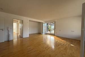 Schicke Dachgeschosswohnung mit großer Sonnenterrasse in Stuttgart-Botnang – Die vollständige Adresse der Immobilie erhältst du vom Anbieter., 70195 Botnang-Nord, Stuttgart – Vorschaubild 5