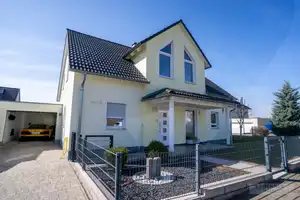 Wohnen mit Stil in idyllischer Vorortlage – Einfamilienhaus in Reichenschwand – Nürnberger Land (Kreis) – Vorschaubild 2