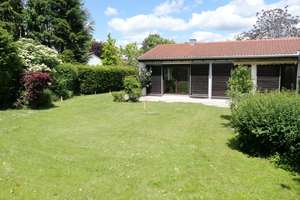 Geräumiger Bungalow (erweiterbar) auf parkähnlichem Grundstück – Die vollständige Adresse der Immobilie erhältst du vom Anbieter., 85737 Ismaning – Vorschaubild 2