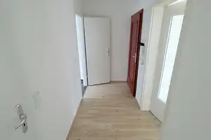 ++ wunderschöne 3-Raum Wohnung mit Balkon - top angesagte Lage ++ – Hans-Sachs-Str. 48, 9126 Chemnitz – Vorschaubild 4