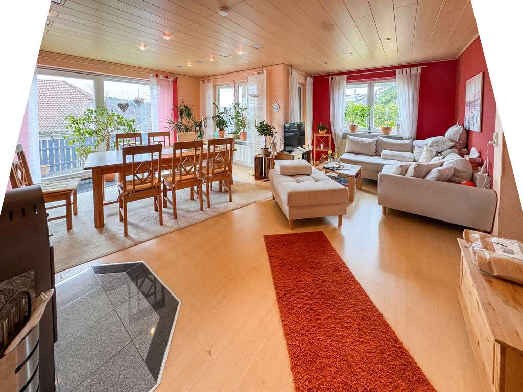 Immobilie in Höpfingen - Großzügiges Wohnen in ruhiger Lage! - Bild 2