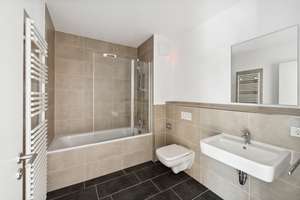 Attraktive 3-Zimmer-Wohnung mit Loggia und Balkon im Zentrum von Kiel – Andreas-Gayk-Straße 5, 24103 Vorstadt, Kiel – Vorschaubild 7