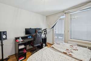 Karlsruhe: Gepflegte, vermietete 2,5-Zimmer-Etagenwohnung mit zwei Balkonen und Aufzug – Die vollständige Adresse der Immobilie erhältst du vom Anbieter., 76228 Wolfartsweier, Karlsruhe – Vorschaubild 4