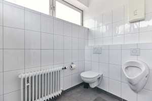 Solides Gebäude-Ensemble aus Wohnhaus und Geschäftshaus – Remscheid – Vorschaubild 18