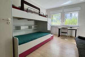 Haus nur für Sie. Vollmöbliert,  2 Bäder, Terasse, Garten, Parkplatz, Ubahn nähe – Hedelfinger Platz 5, 70329 Hedelfingen (Ortsteil), Stuttgart – Vorschaubild 4