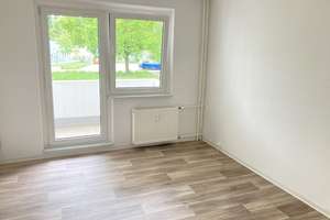 ERDGESCHOSSWOHNUNG in Neu-Olvenstedt! – Olvenstedter Chaussee 143, 39130 Neu Olvenstedt, Magdeburg – Vorschaubild 1