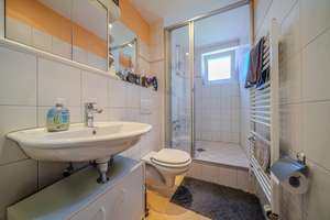 Attraktive 3,5-Zimmer-Wohnung mit Balkon und Stellplatz in begehrter Wohnlage von Berlin-Spandau – Die vollständige Adresse der Immobilie erhältst du vom Anbieter., 13585 Spandau (Ortsteil), Berlin – Vorschaubild 6