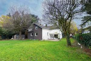 ARCHITEKTONISCHES HIGHLIGHT! Freistehendes Haus | ruhige Lage | Bottrop-Feldhausen | mit Praxis. – Die vollständige Adresse der Immobilie erhältst du vom Anbieter., 46244 Feldhausen, Bottrop – Vorschaubild 12