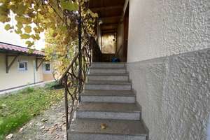 Frei stehendes EFH mit Garten, sofort beziehbar! Stellplätze direkt am Haus! – Die vollständige Adresse der Immobilie erhältst du vom Anbieter., 73066 Uhingen – Vorschaubild 2
