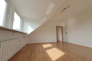 1,5 R.-DG-Apartment, gehobene Ausstattung (Hübsches Bad, Balkon, Kochgelegenh.)  in E Frintrop – Die vollständige Adresse der Immobilie erhältst du vom Anbieter., 45359 Frintrop, Essen – Vorschaubild 8