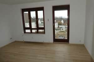 Lichtdurchflutete Wohnung mit großzügigem Grundriss ideal für Eigennutzer und Kapitalanleger – Die vollständige Adresse der Immobilie erhältst du vom Anbieter., 42651 Solingen-Mitte, Solingen – Vorschaubild 4