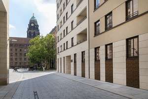 Stilvoll wohnen direkt am Altmarkt * 2 Zimmer + EBK + Balkon + Stellplatz möglich