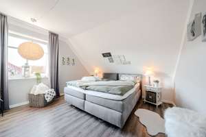 Moderne Doppelhaushälfte in Hage mit Stil und hochwertiger Ausstattung auf ca. 155 m² – Die vollständige Adresse der Immobilie erhältst du vom Anbieter., 26524 Hage – Vorschaubild 4
