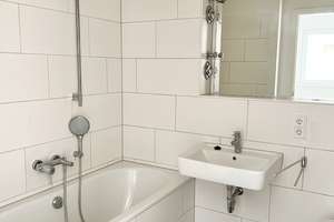 Familiengerechte Wohnung zur Miete in Hamburg Lokstedt - Wentzel Dr. – Veilchenweg 23c, 22529 Lokstedt, Hamburg – Vorschaubild 9