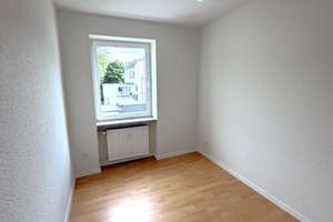 Frisch renovierte 3-Zimmer-Wohnung in zentraler Lage von Kray! – Soester Str. 6, 45307 Kray, Essen – Vorschaubild 7