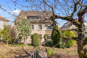 Familienidyll oder Investmentchance – Vielseitiges Wohnhaus mit Garten in Stuttgart-Wangen – Stuttgart – Vorschaubild 31