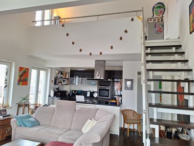 Sonnige 2,5-Zimmer Wohnung mit Balkon und Galerie