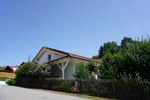*Patersdorf - Landkreis Regen* Hochwertig erbautes Wohnhaus mit separater Einliegerwohnung – Regen (Kreis) – Vorschaubild 4