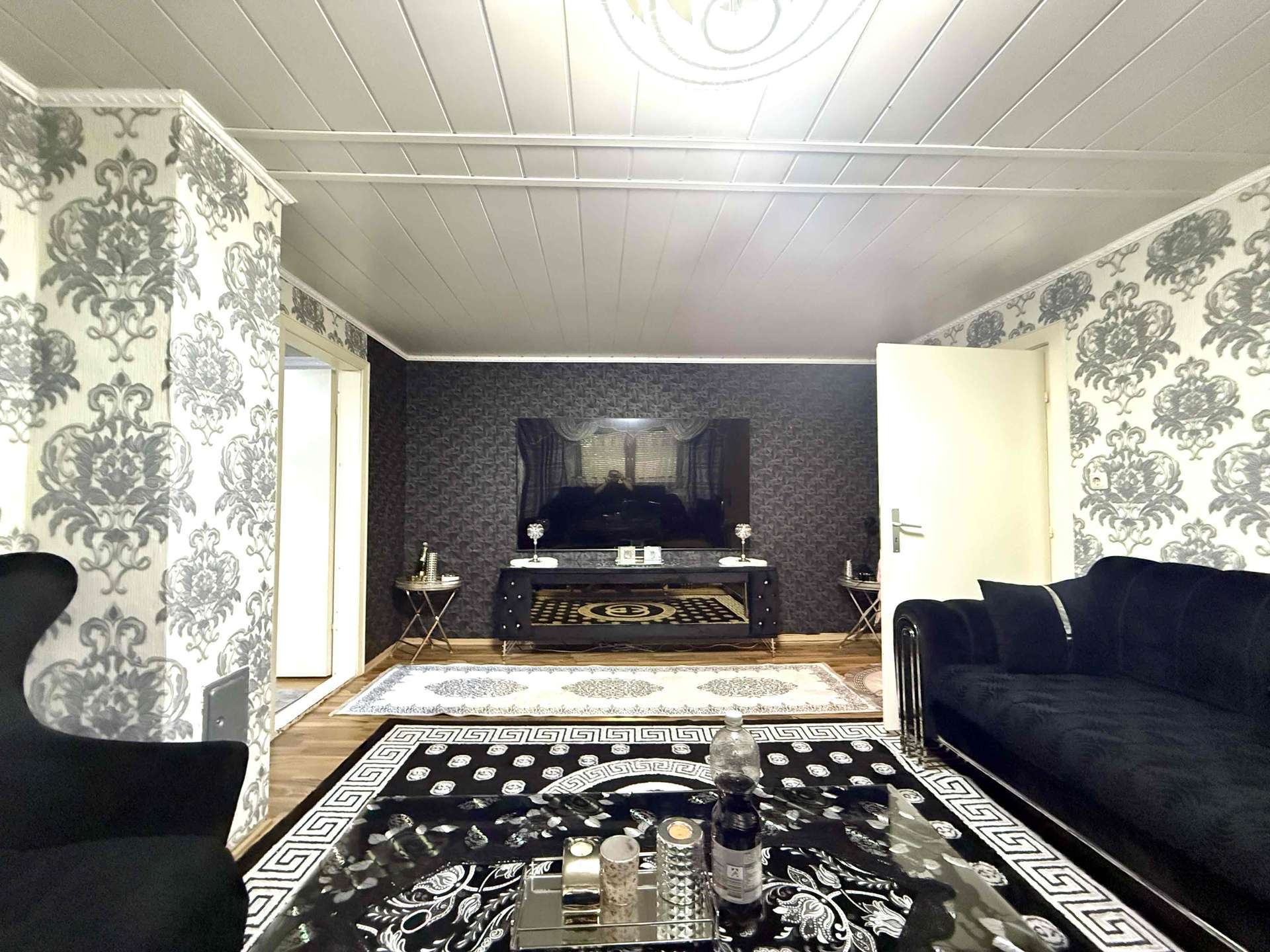 Immobilie in Südbrookmerland - Vielseitiges Wohn- und Geschäftshaus mit 3 Einheiten, kernsanierter Fleischerei & PV-Anlage - Bild 10