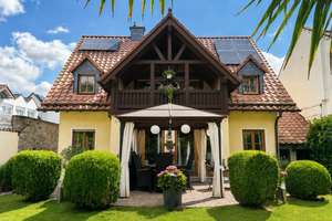 Exklusives Familiendomizil mit Wellnessbereich, Sonnengarten, Garage, 3 Stellplätzen, beste Wohnlage – Die vollständige Adresse der Immobilie erhältst du vom Anbieter., 65191 Bierstadt, Wiesbaden – Vorschaubild 3