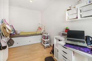 Bremen-Osterholz: Gepflegter Bungalow mit zwei Terrassen auf Erbpachtgrundstück – Die vollständige Adresse der Immobilie erhältst du vom Anbieter., 28307 Osterholz (Ortsteil), Bremen – Vorschaubild 13