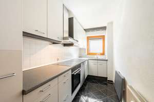 AIGNER - Traumhafte 3-Zimmer-Wohnung mit eigenem Gartenanteil – Die vollständige Adresse der Immobilie erhältst du vom Anbieter., 81249 Lochhausen, München – Vorschaubild 4