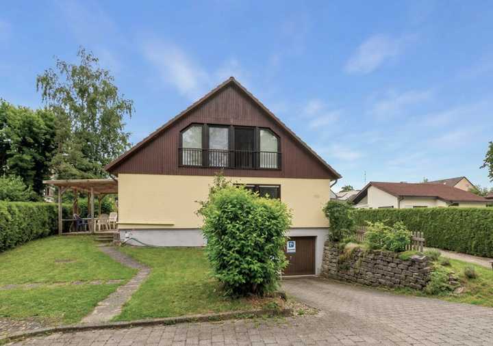 Großzügiges Haus mit Garten - OHNE Maklergebühr