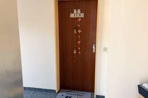 Sehr ruhige und helle 2-Zimmer Dachgeschosswohnung  mit Südbalkon – Pather Roth Straße 31, 86157 Pfersee-Nord, Augsburg – Vorschaubild 4