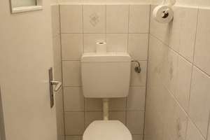 Helles, möbliertes 16 m² WG-Zimmer in Stuttgart-Vaihingen – Nähe Uni & HdM – Häfnerstraße 2, 70563 Heerstraße, Stuttgart – Vorschaubild 8