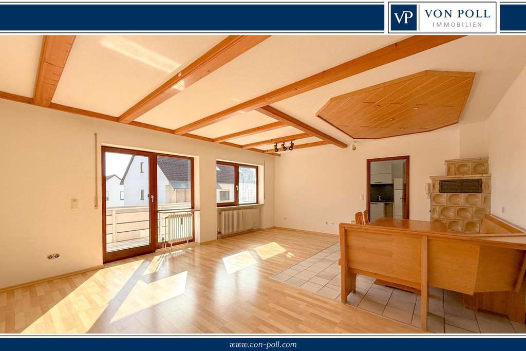 Immobilie in Nördlingen - 4,5-Zi.-Wohnung mit 3 Schlafzimmern, Balkon, EBK, Abstellraum, Kellerabteil und TG-Stellplatz - Bild 0