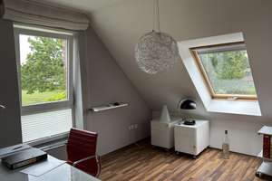DHH in Mönchengladbach-Giesenkirchen – Die vollständige Adresse der Immobilie erhältst du vom Anbieter., 41238 Giesenkirchen-Nord, Mönchengladbach – Vorschaubild 9