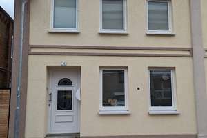 Attraktives Reihenendhaus mit Terrasse in Neustadt in Holstein – Ziegelhof 16, 23730 Neustadt in Holstein – Vorschaubild 1