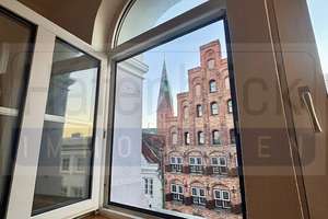 Mehrfamilienhaus mit Entwicklungspotenzial in begehrter Bestlage der Lübecker Altstadt – Die vollständige Adresse der Immobilie erhältst du vom Anbieter., 23552 Innenstadt, Lübeck – Vorschaubild 2