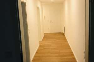 Gutshof am Stadtwald: Exklusiv sanierte 2ZKDB + Gäste WC – Engerstraße 61, 47800 Bockum, Krefeld – Vorschaubild 3