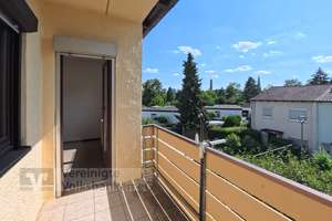 Gepflegtes Reihenmittelhaus mit Garten und Balkon in Orschel Hagen zu verkaufen! – Die vollständige Adresse der Immobilie erhältst du vom Anbieter., 72760 Reutlingen-Mitte, Reutlingen – Vorschaubild 3