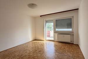 Wohnen mit Charakter: 2-Zimmer-Wohnung in Augsburg-Oberhausen