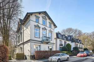 + Leben am Jenischpark: Charmante Villa mit Entwicklungsspielraum + – Die vollständige Adresse der Immobilie erhältst du vom Anbieter., 22607 Othmarschen, Hamburg – Vorschaubild 2